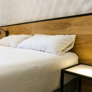 https://hostal-fontanella.topbarcelonahotels.com